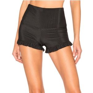 Onzie Le Femme Ribbed Shorts